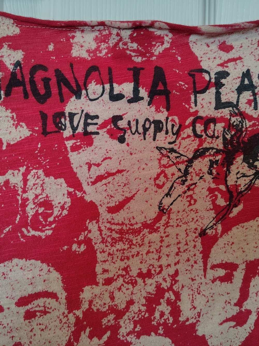 Magnolia Pearl Sandia Mural Frida Europa Tee - Picture 2 of 4